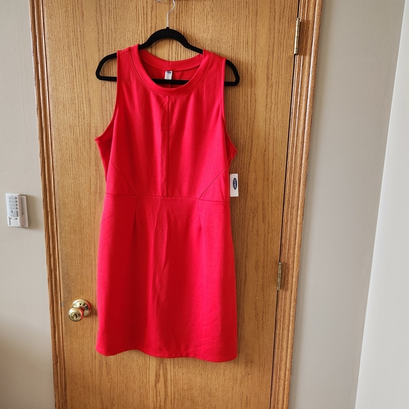 Sleeveless Red Dress - Picture 1 of 3